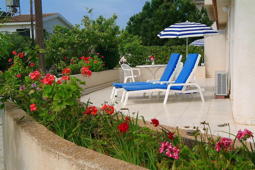 Sunbay Apartments Pyla Buitenkant foto