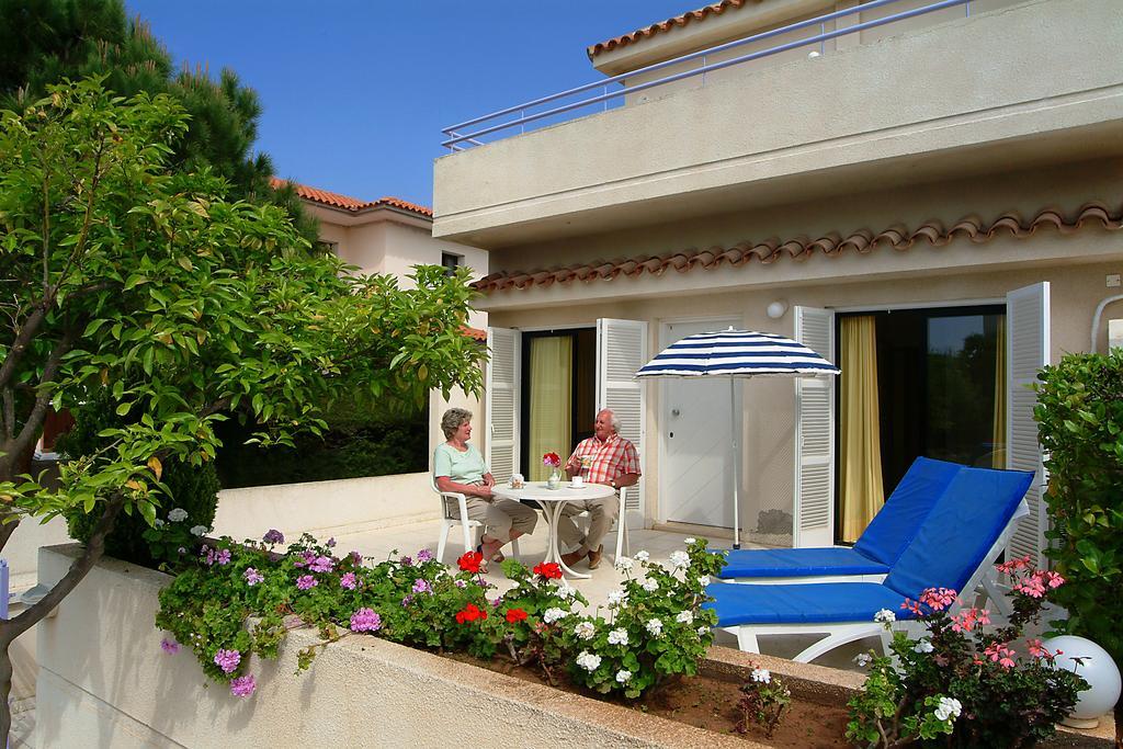 Sunbay Apartments Pyla Buitenkant foto